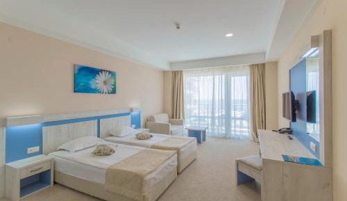 Premium Twin Room with Sea View