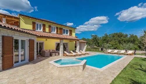 Villa with Private Pool