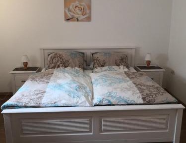 Deluxe Double Room with Shower