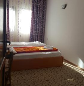 Twin Room with Private Bathroom