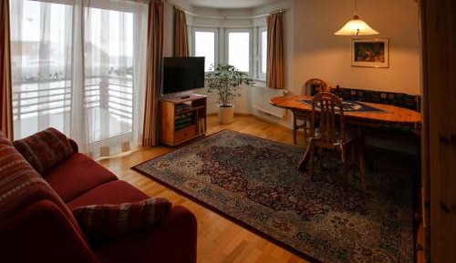 Apartment C with two bedrooms and wintergarden