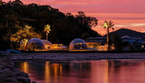 Tent with Ocean View