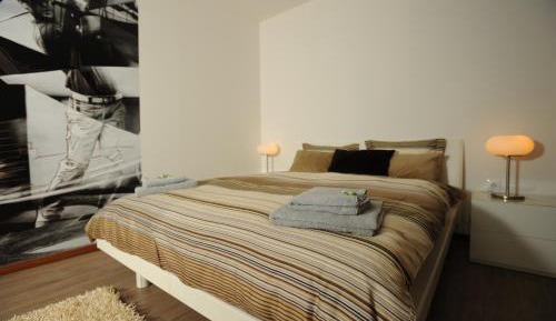 One-Bedroom Apartment (2 Adults)