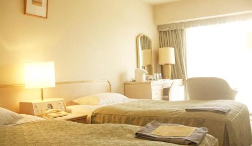 Twin Room - Non-Smoking