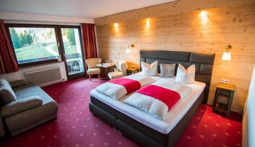 Deluxe Double Room with Balcony