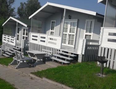 Chalet (5 Adults)