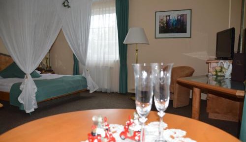Large Double Room