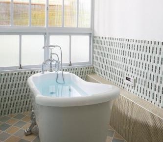 Japanese-Style Family Room with Open-Air Bath