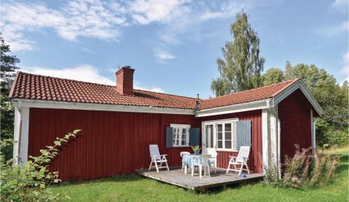Two-Bedroom Holiday Home