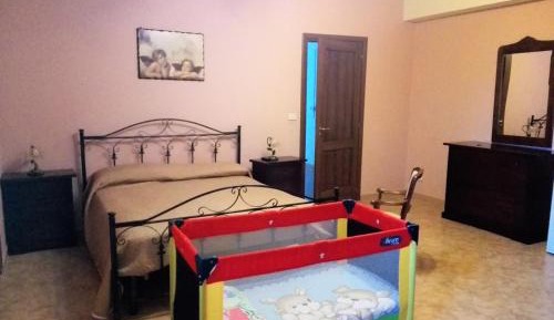 Deluxe Double or Twin Room with Mountain View
