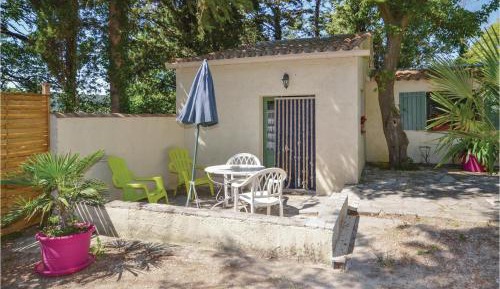 One-Bedroom Holiday Home