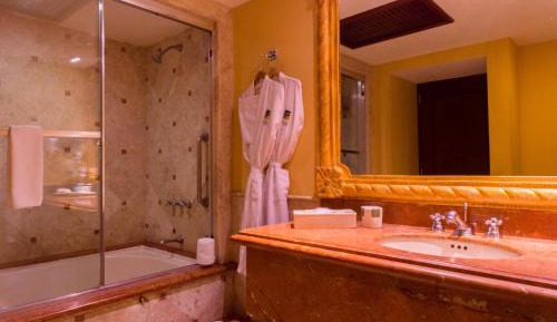 Deluxe Junior Suite