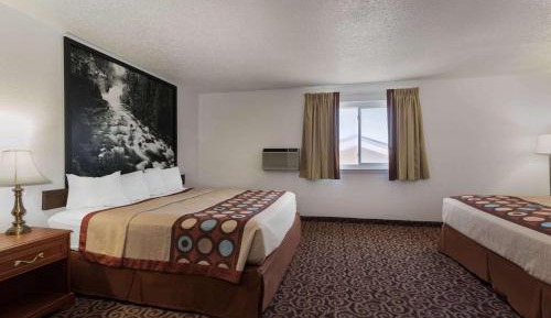King Room with Two King Beds - Non-Smoking