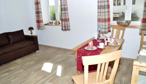 Two-Bedroom Apartment with Garden View South