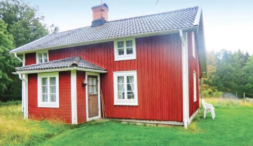 Two-Bedroom Holiday Home