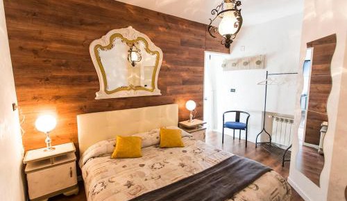 Triple Room with Private Bathroom