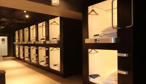 Capsule Room for Female 