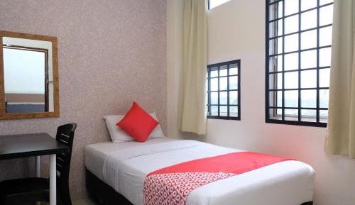 Deluxe Single Room