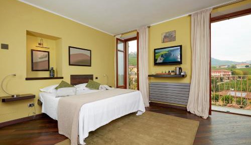King Room with Garden View