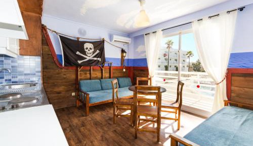 Themed One-Bedroom Apartment 
