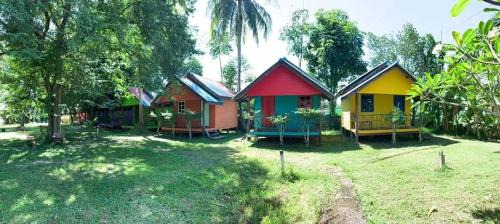 Bungalow with Fan