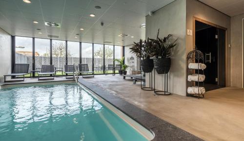Deluxe Double Room with Shower
