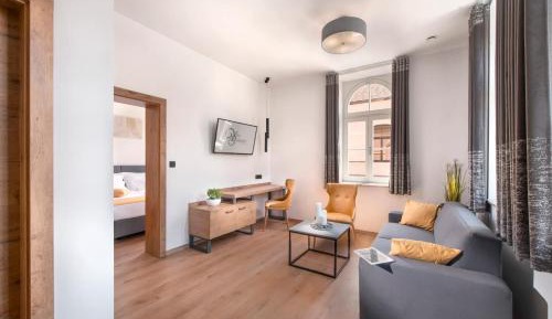 Quadruple Suite