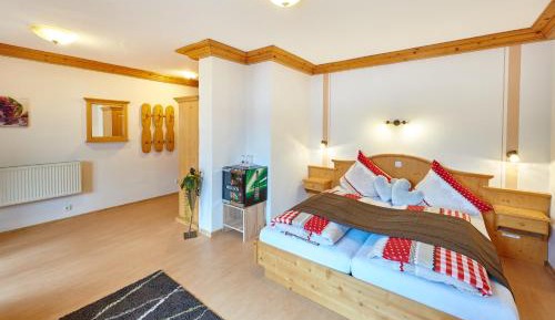Double Room with Spa Bath