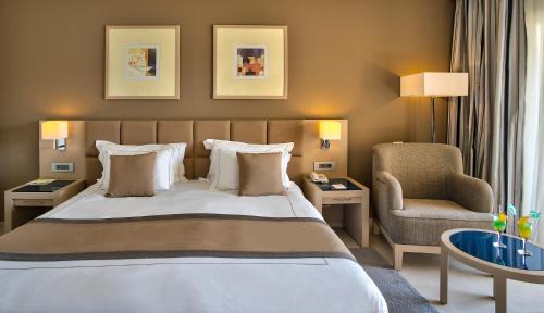 Standard Room with Garden View