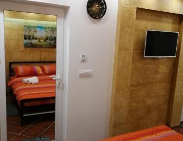 Deluxe Double Room with Shower