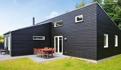 Five-Bedroom Holiday Home