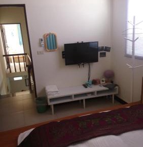 Standard Double Room with Shared Bathroom