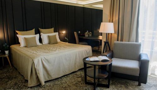 King Room with Garden View