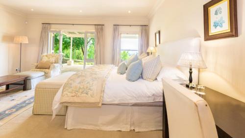 Luxury King Room