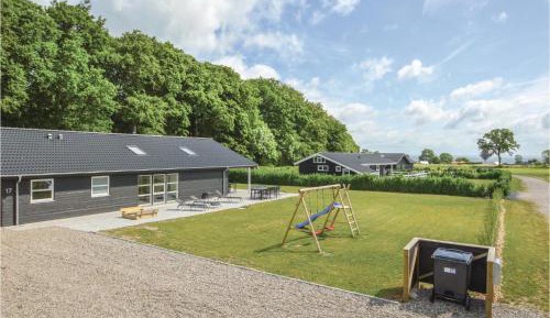 Four-Bedroom Holiday Home