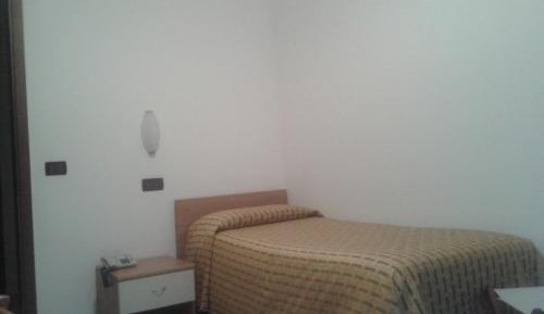 Classic Single Room