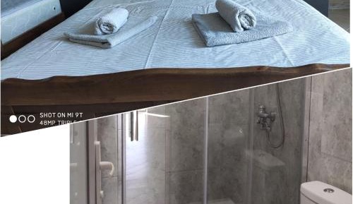 Triple Room with Private Bathroom
