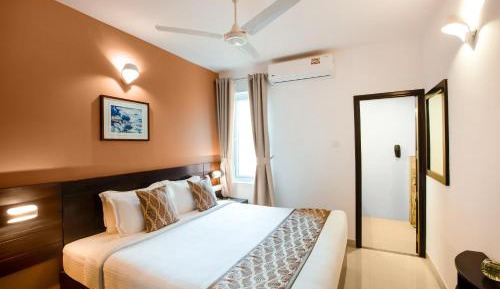 1 Bed Room Family Room With Balcony