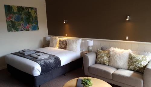 Queen Executive Room