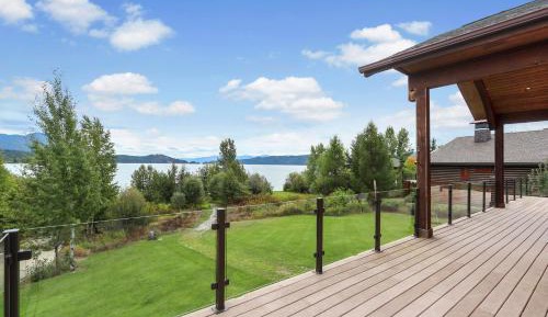 Four bedroom holiday home 