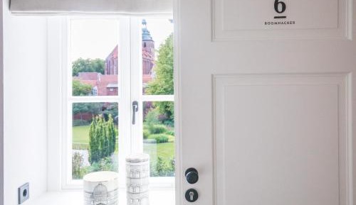 Apartment with Garden View - First Level