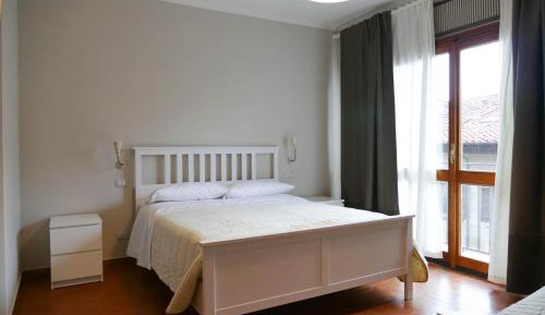 Quadruple Room with Private Bathroom