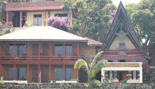 Triple Room with Lake View