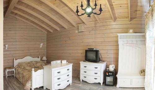 Cottage (2 Adults)