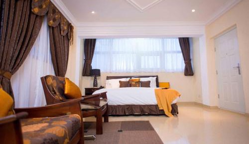 Deluxe Queen Room
