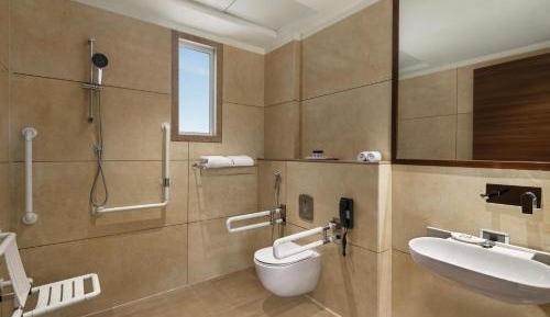 Deluxe Queen Room (Mobility Access/Non-Smoking) - Book & Unlock Exclusive Discounts