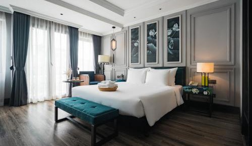 Solarium Connecting 2 Bed room