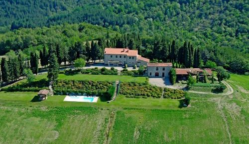 Five-Bedroom Villa - Split Level 