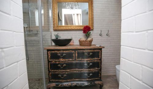 Deluxe Double Room with Bath
