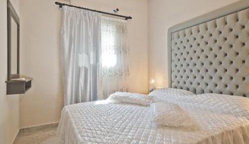 Luxury Apartment - Ground Floor with Sea View